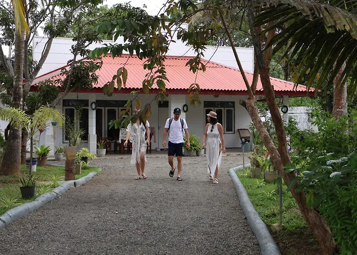 Shinestar Villa Mirissa
