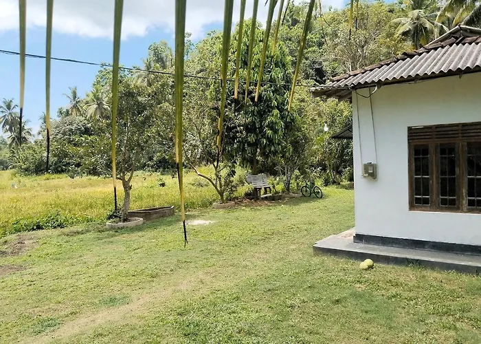 Milk House Mirissa, Entire Home, Authentic Village